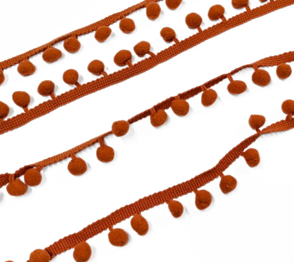 Tira Pom Pom - Terra