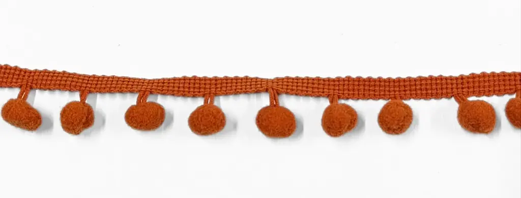 Tira Pom Pom - Terra