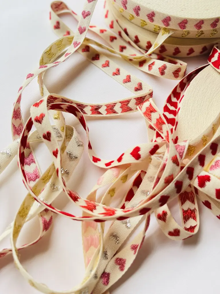 liston de algodon corazones