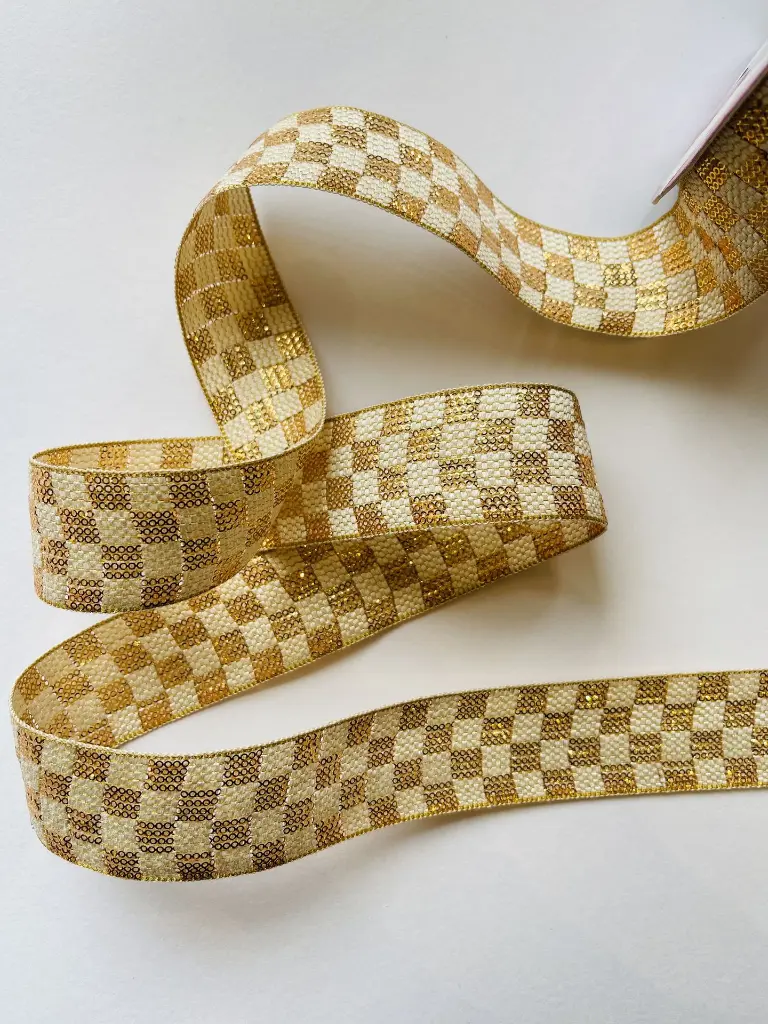 Liston Mosaico Oro.webp