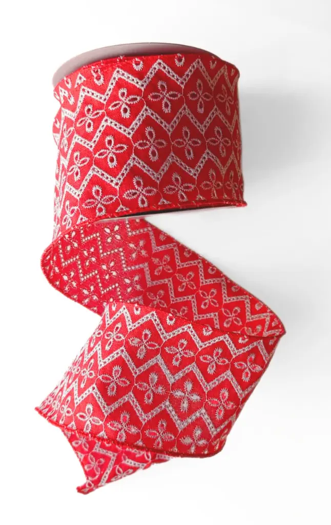 Listón Navideño - Bordado Rojo 4"