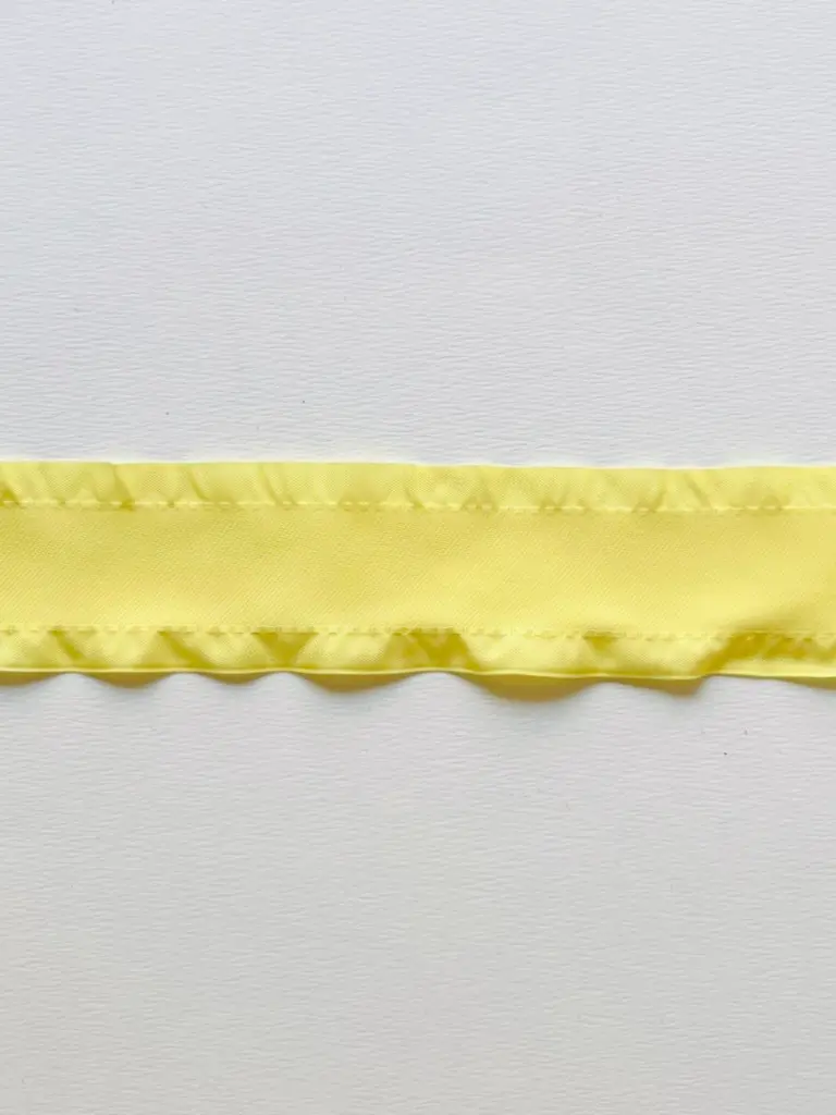 Listón Coquette Plisado Ondulado - Amarillo Claro