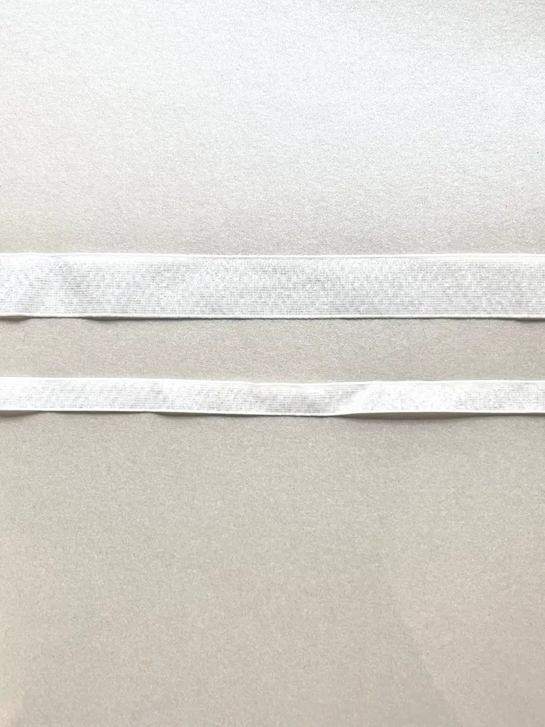 Listón de Terciopelo Escarchado - Blanco 7/8"
