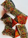 MH - Tira Hindu Bordada 7.5 cm Negro Oro Flores Rojas