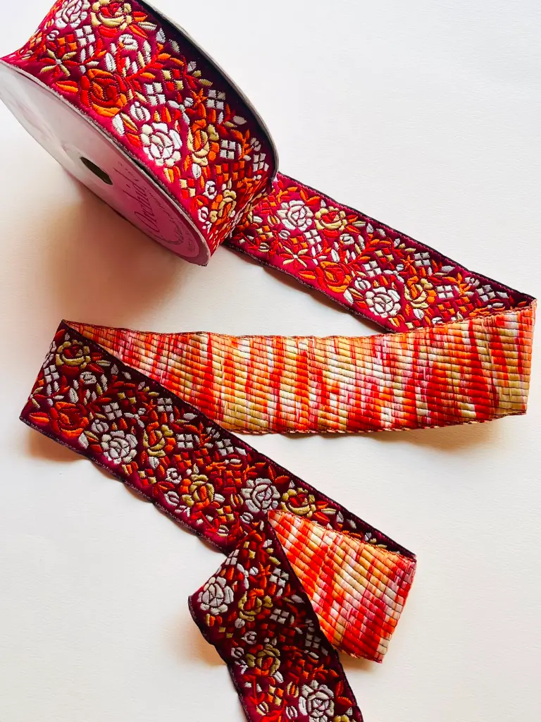 MH - Tira Hindu Multicolor 5 cm Bordada - rojo Quemado