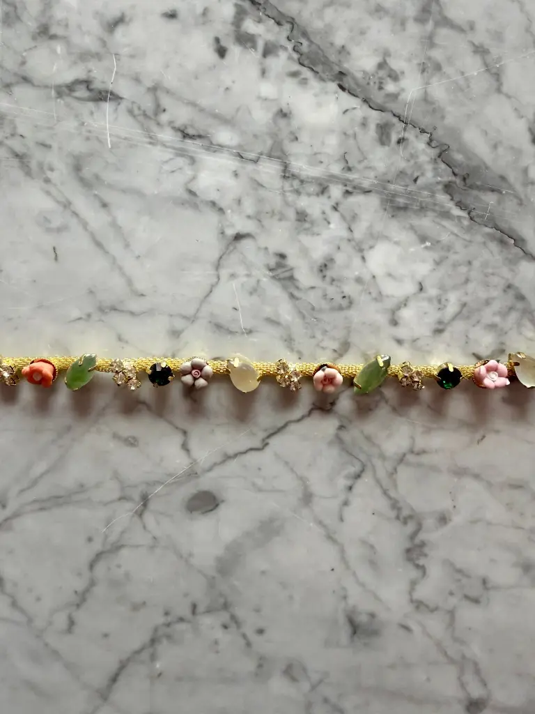 tira pedreria floral 3d
