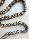 Pasamanería Trenzada Perlas y Flores Turquesa:Dorado.webp