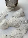 Flores Bordadas en Tul con Pedrería y Perlas