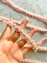 Pasamanería Galón Rosa Pastel con Presillas y Perlas.webp