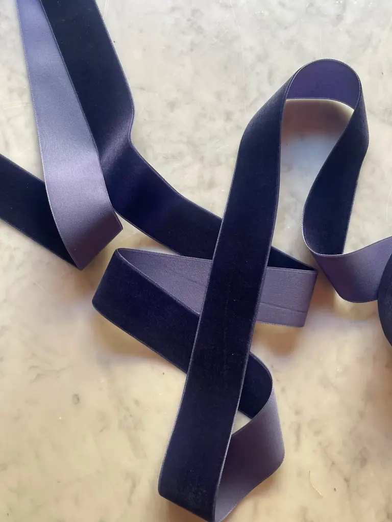 M - Velvet Liso - 4 cm Prussian Blue1.webp
