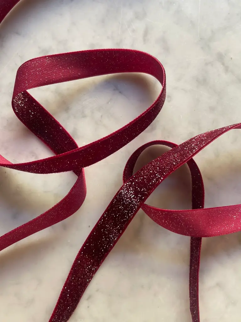 M - Velvet con Glitter - 1.90 cm Burgundy1.webp