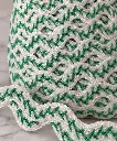 ESPIQUILLA BORDADA VERDE Y BLANCO.webp