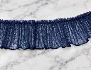 encaje tul plisado color azul marino.webp