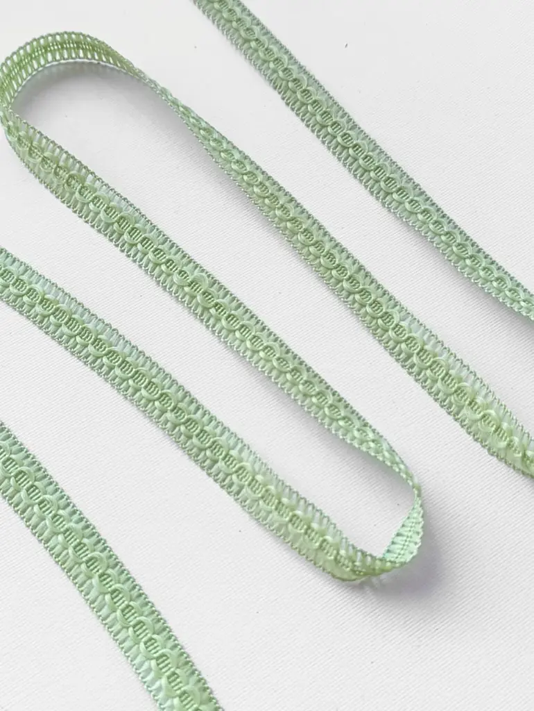 TIRA ENCAJE VERDE.webp