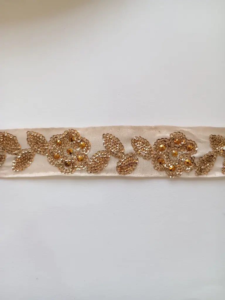 MH - Tira Hindú Beige y Dorado