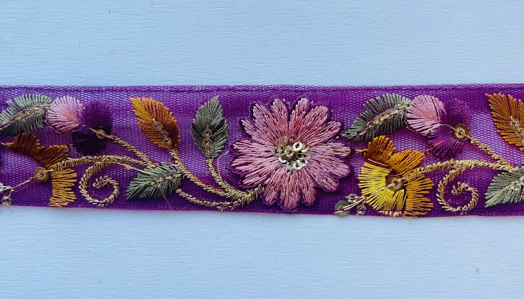 MH - Tira Bordada Dalia 4 cm - Vino