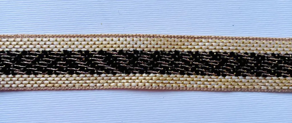 MH - Tira Yute 7/8" - Oro y Negro