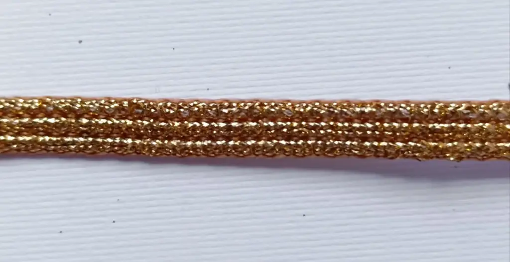 MH - Tira Lurex 3/8" - Oro.