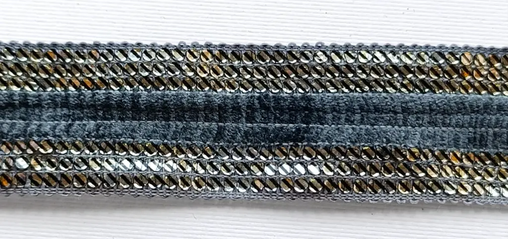 MH - Tira Hindú 3 cm - Terciopelo Azul Grisáceo.