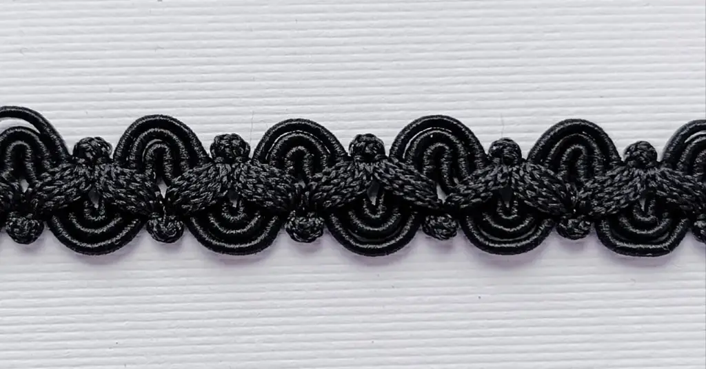 MH - Tira Lurex Lisa 5/8" - Negro.