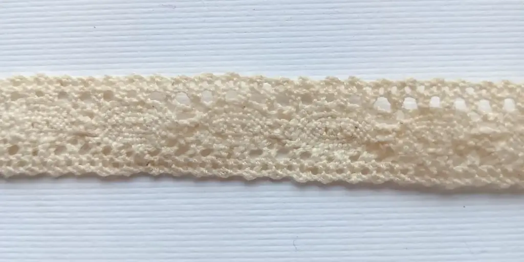 MH - Tira Bolillo 5/8" - Hueso