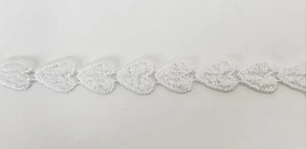 M - Tira Encaje Guipur - Corazones Blanco
