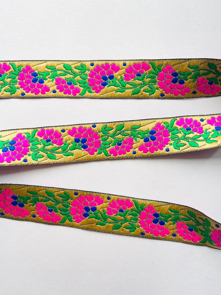 MH - Bordado Hindú - Clasico Flores Verde