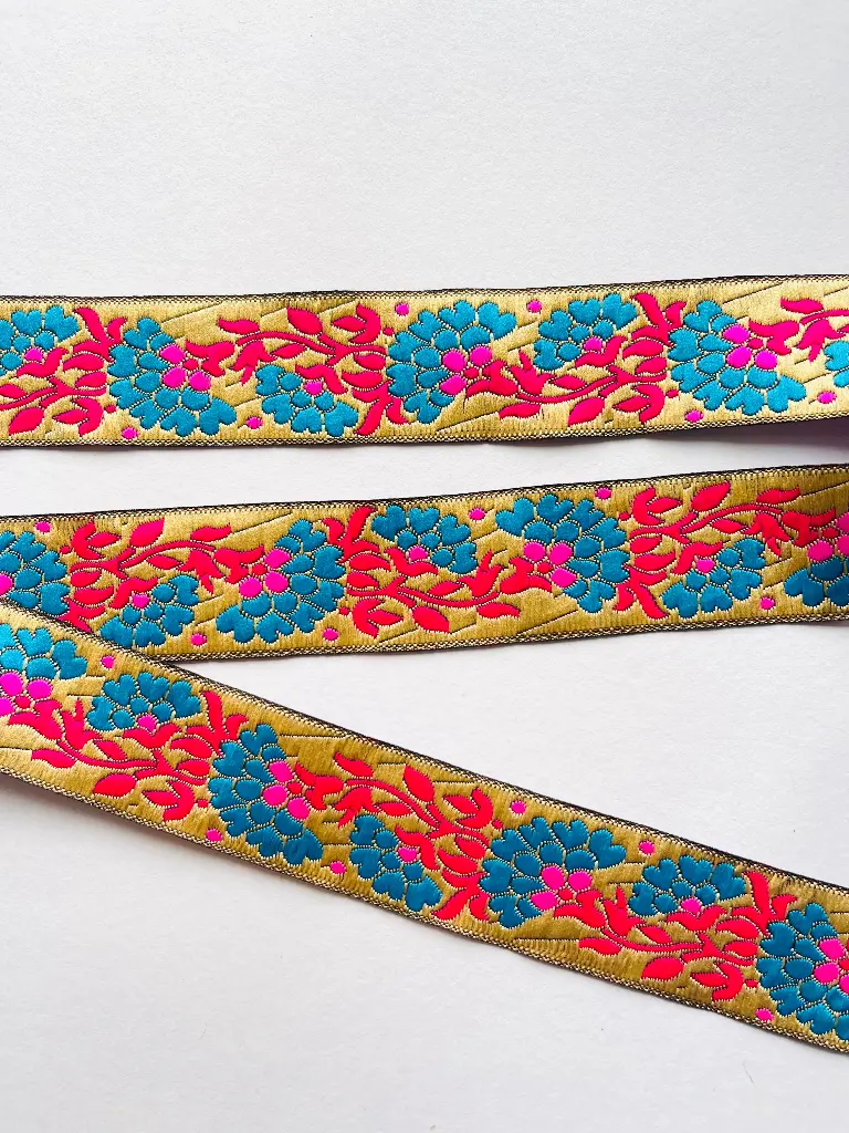 MH - Bordado Hindú - Clasico Flores Azul