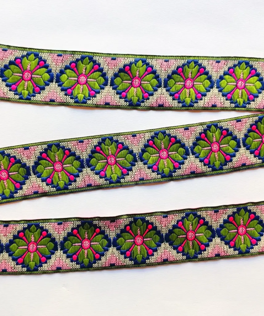 MH - Tira Bordada - Jardín Verde