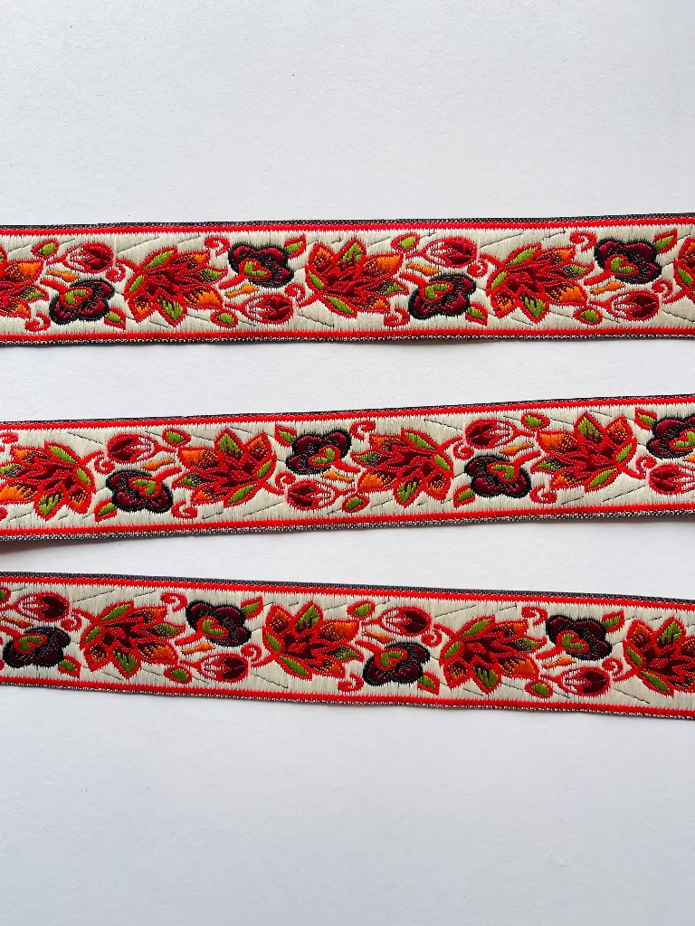 MH - Bordado Floral - Blanco