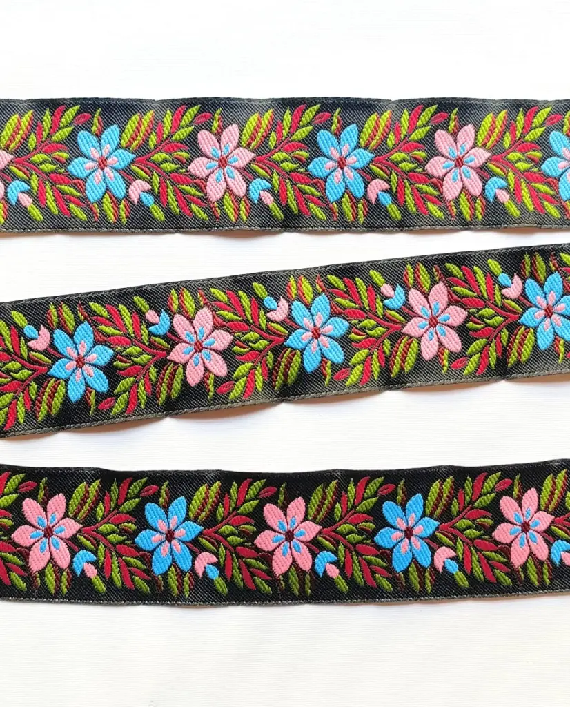 MH - Tira Bordada - Flores Cafe