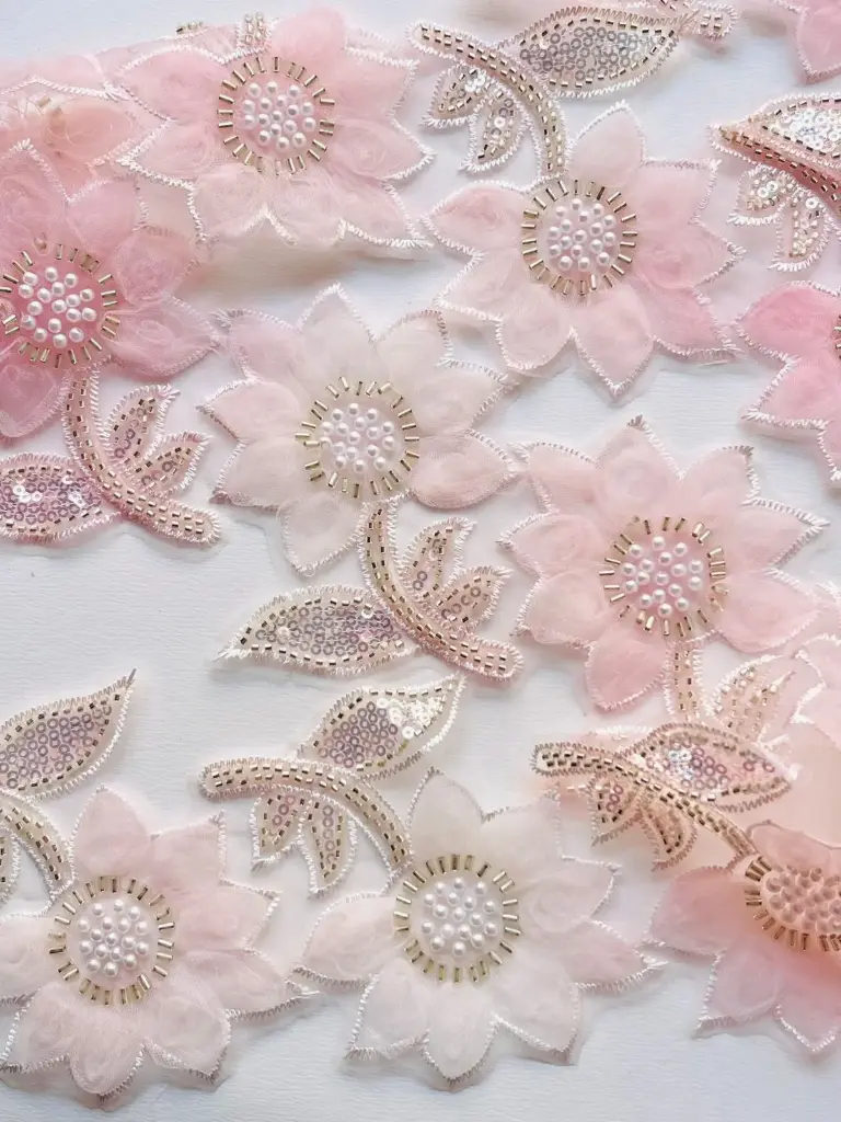 M - Tul Bordado - Flores Rosa Pastel