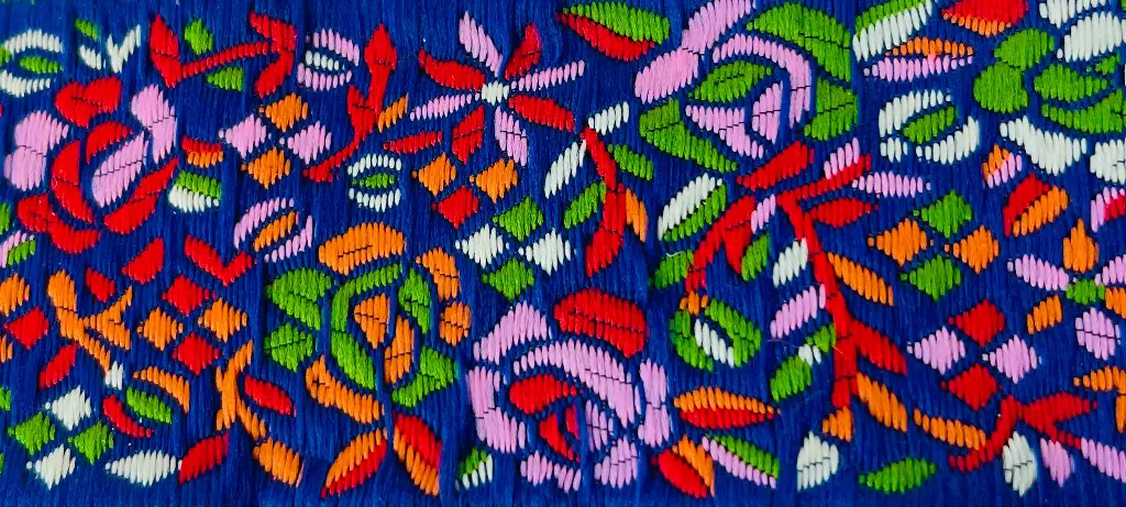 MH - Tira Hindu Multicolor 5 cm Bordada