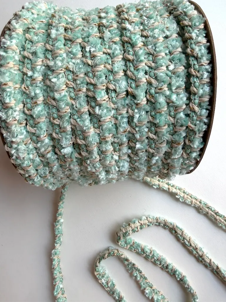 Pasamanería Tejida Estilo Tweed / Chanel Verde Menta y Dorado