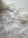 Encaje Floral Bordado con Lentejuela y Cristal