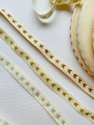 Listón de Algodón Bordado - Estrellas Metálicas